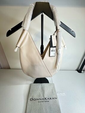 Donna Karan Baldwin Small Hobo Bag Cream Leather Shoulder Bag NWT MSRP $328